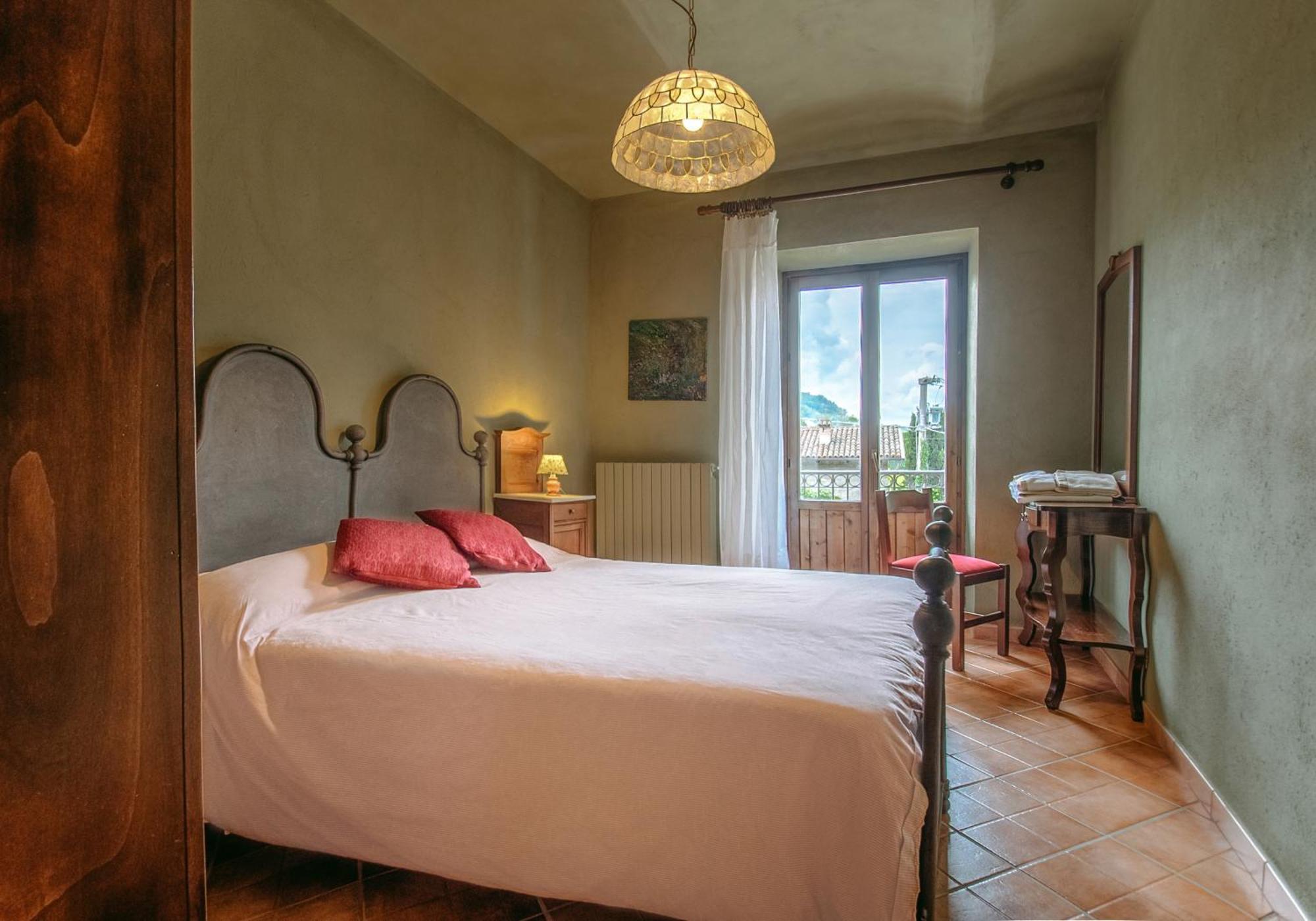 Agriturismo Tenuta San Giuseppe Коссано-Бельбо Экстерьер фото