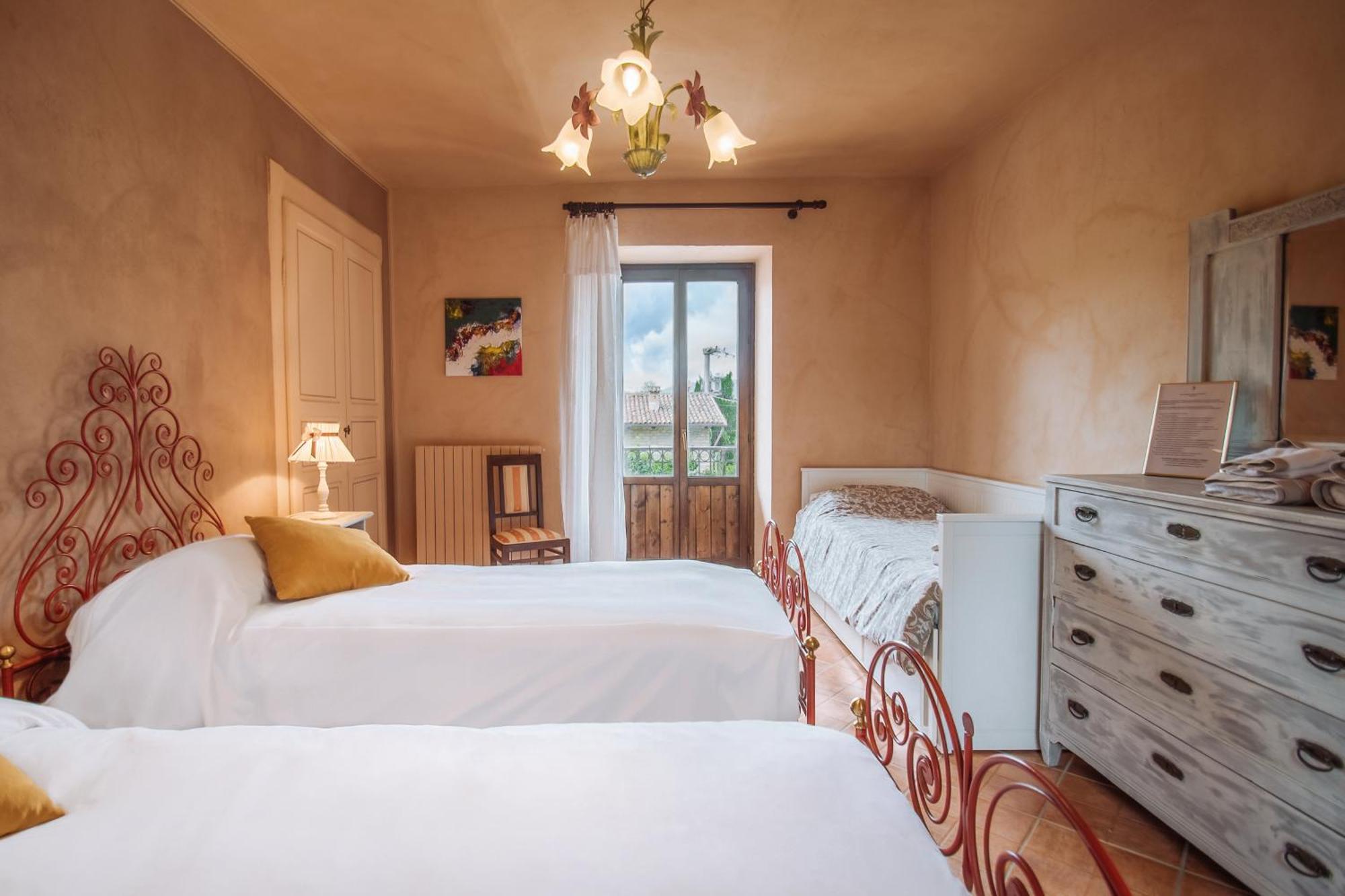 Agriturismo Tenuta San Giuseppe Коссано-Бельбо Экстерьер фото