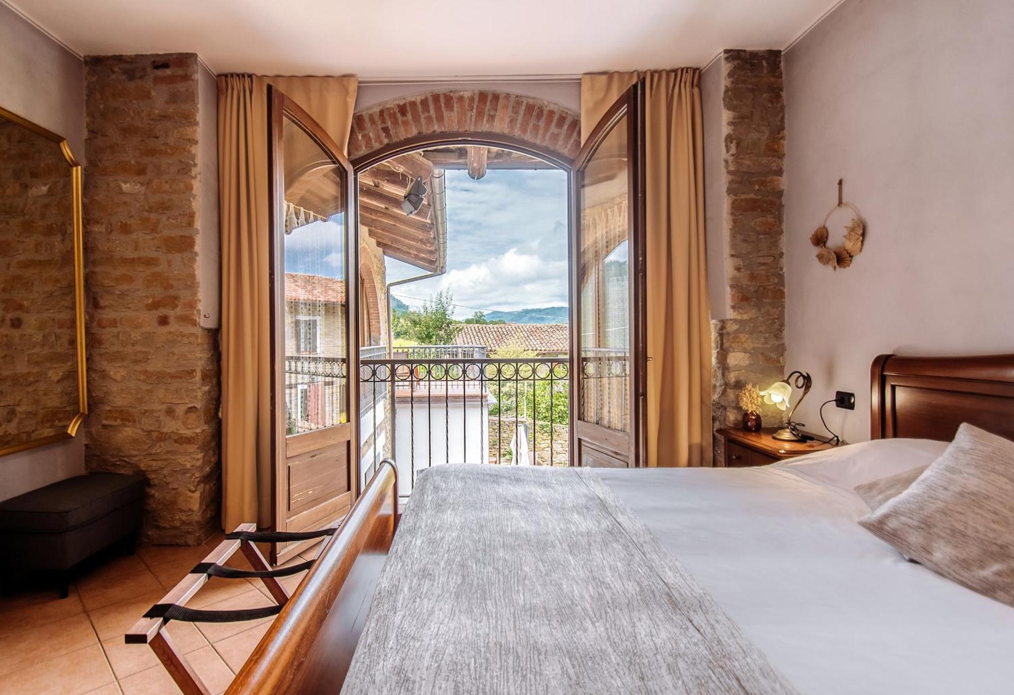 Agriturismo Tenuta San Giuseppe Коссано-Бельбо Экстерьер фото