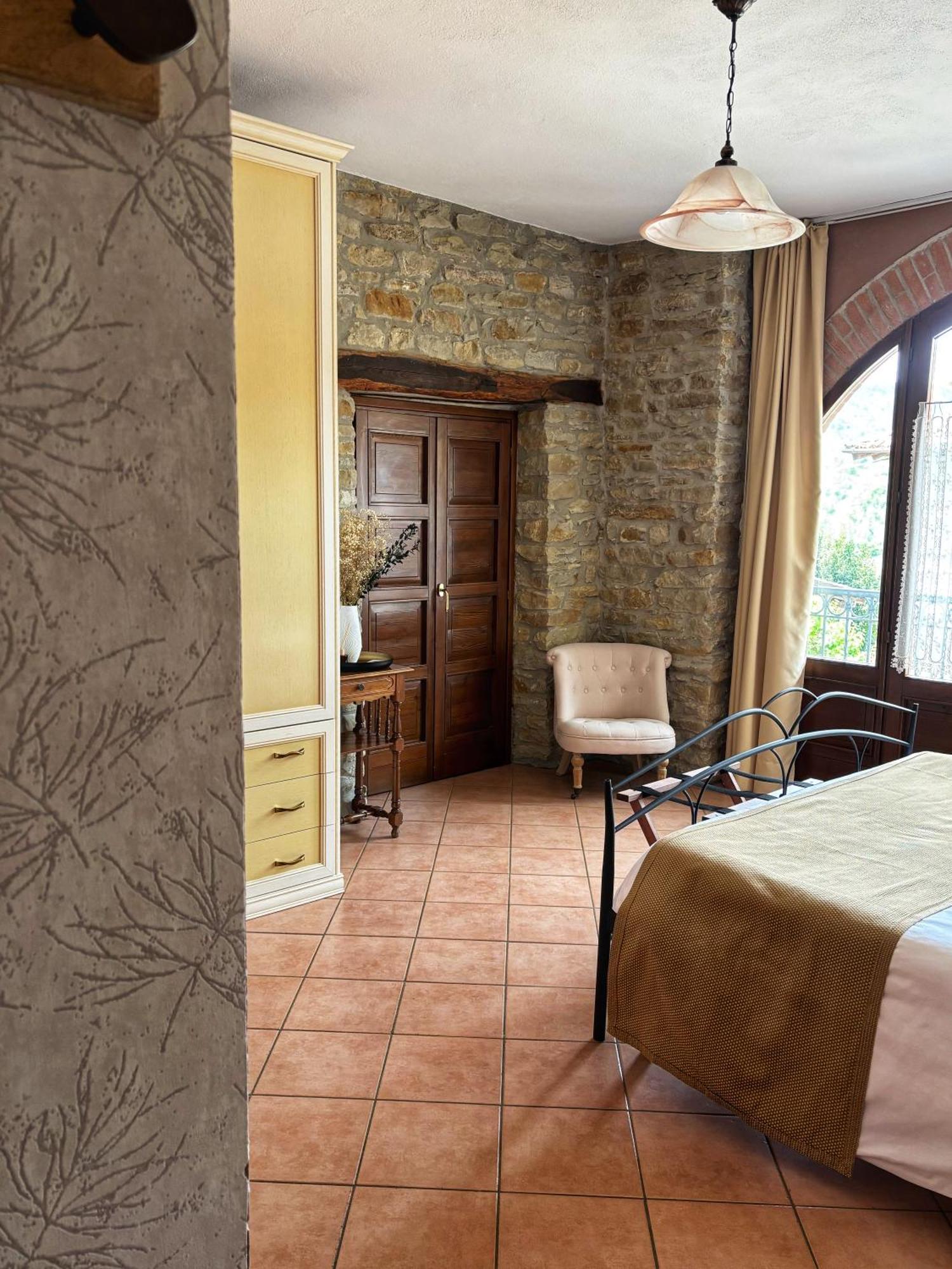 Agriturismo Tenuta San Giuseppe Коссано-Бельбо Экстерьер фото